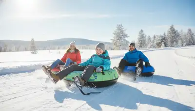 Snowtubing: Sicherer Spaß auf Reifen
